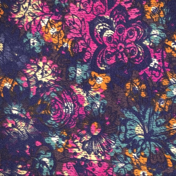 Lularoe Women’s Perfect T shirt  Floral Paisley - Picture 3 of 7